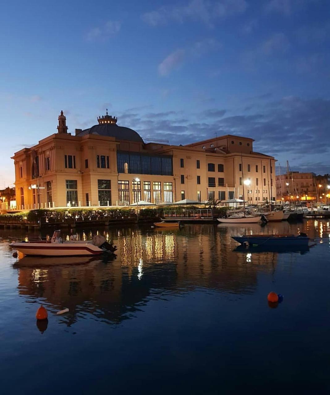 De Rossi Holiday Hotel Bari Exterior photo